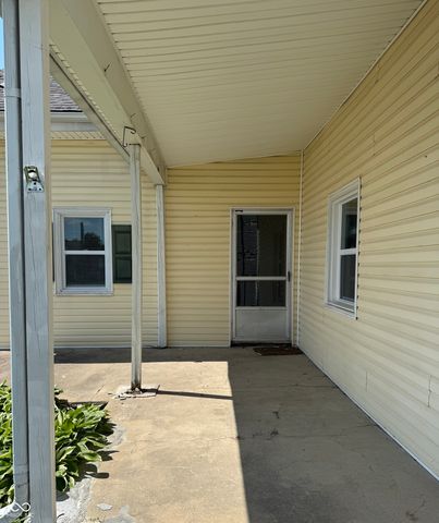 102 W Main Street, Milroy, IN 46156