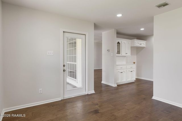 103 Boring Circle, Lafayette, LA 70506