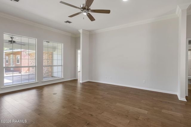 103 Boring Circle, Lafayette, LA 70506