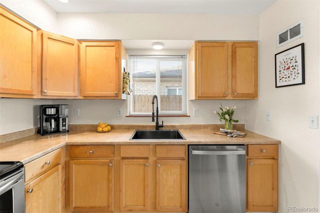 1420 Rosemary Street, Denver, CO 80220