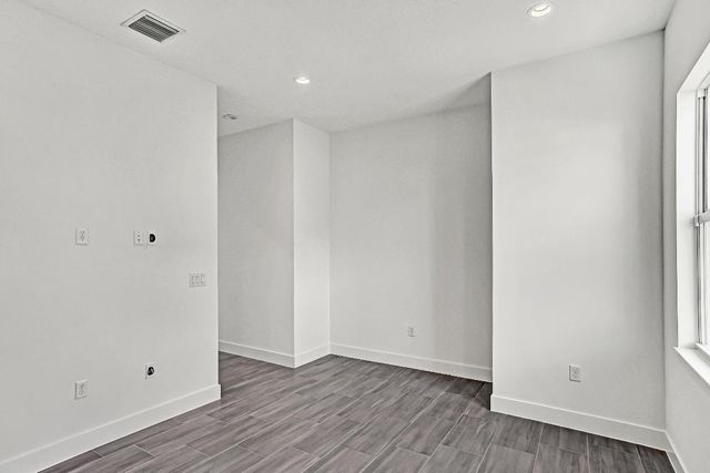 6886 68th Square, Vero Beach, FL 32967