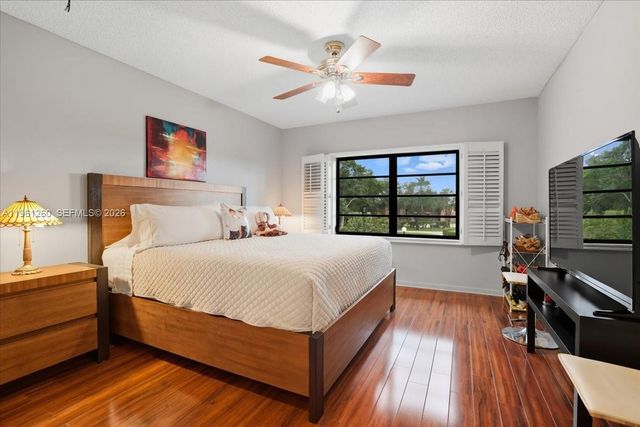 400 NW 127th Ave 13, Plantation, FL 33325