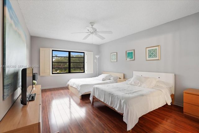 400 NW 127th Ave 13, Plantation, FL 33325