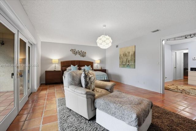 400 NW 127th Ave 13, Plantation, FL 33325