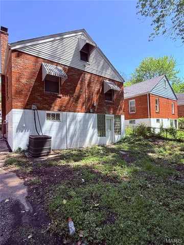 9835 Green Valley Drive, Unincorporated, MO 63136