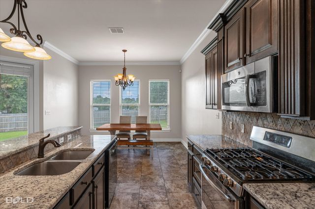 1002 Green Wood Circle, Haughton, LA 71037