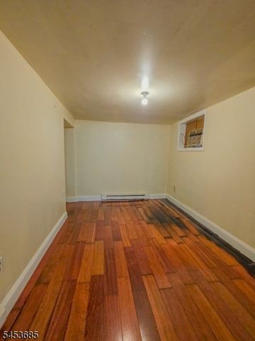 10 Ball St, New Brunswick City, NJ 08901
