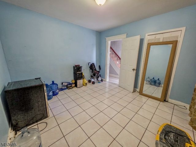 10 Ball St, New Brunswick City, NJ 08901