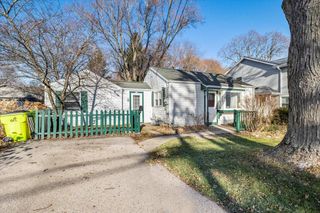 918 Lisbon AVENUE, Hartland, WI 53029