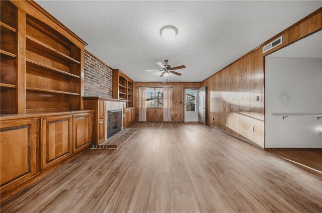 14184 Highway 94, Rogers, AR 72758