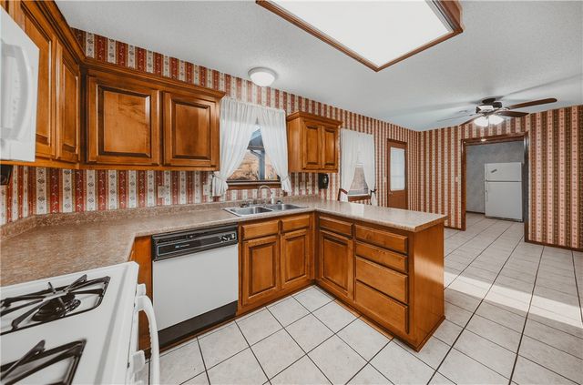 14184 Highway 94, Rogers, AR 72758