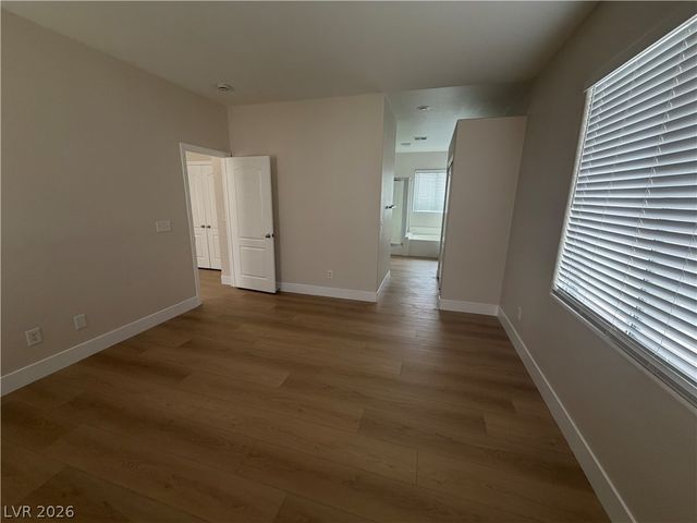 10643 Allegrini Drive, Las Vegas, NV 89141