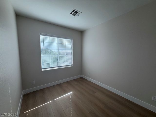 10643 Allegrini Drive, Las Vegas, NV 89141