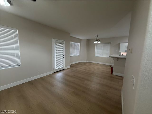 10643 Allegrini Drive, Las Vegas, NV 89141