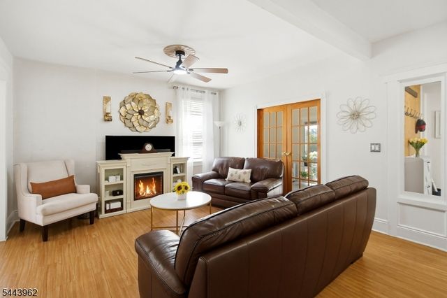 503 Murray St, Elizabeth City, NJ 07202