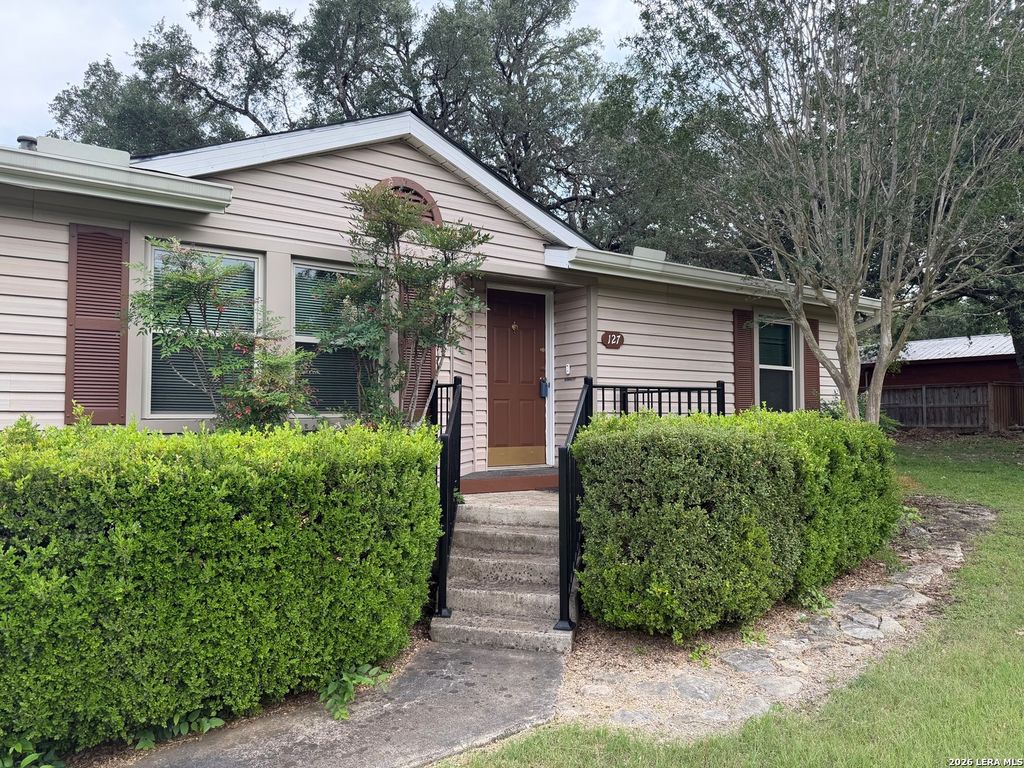 127 Stonegate, Boerne, TX 78006