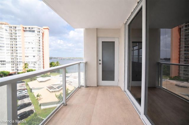 1351 NE Miami Gardens Dr 703E, Miami, FL 33179