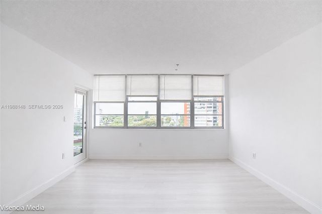 1351 NE Miami Gardens Dr 703E, Miami, FL 33179