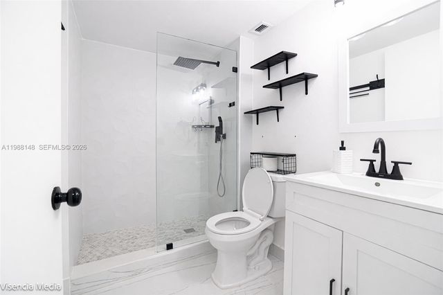 1351 NE Miami Gardens Dr 703E, Miami, FL 33179