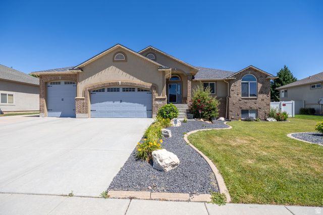620 W 3600 S, Riverdale, UT 84405