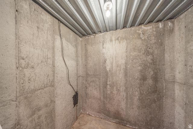 620 W 3600 S, Riverdale, UT 84405