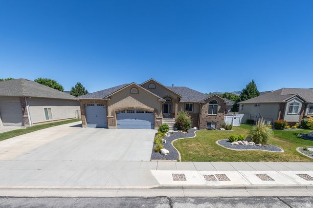 620 W 3600 S, Riverdale, UT 84405
