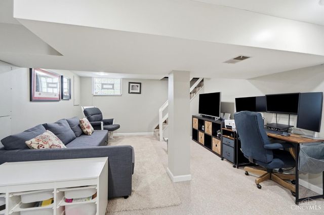 2820 Linwood Avenue, Cincinnati, OH 45208