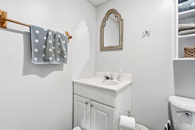 2820 Linwood Avenue, Cincinnati, OH 45208