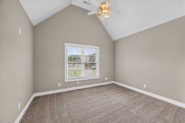 329 New Heritage Dr, Cookeville, TN 38506