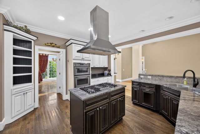 329 New Heritage Dr, Cookeville, TN 38506