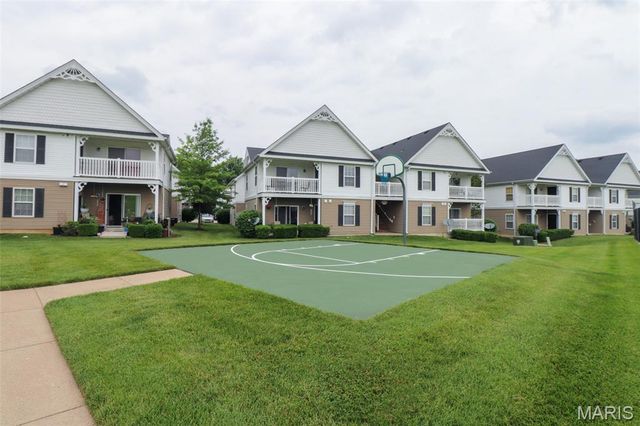 151 Brandy Mill Circle F, High Ridge, MO 63049