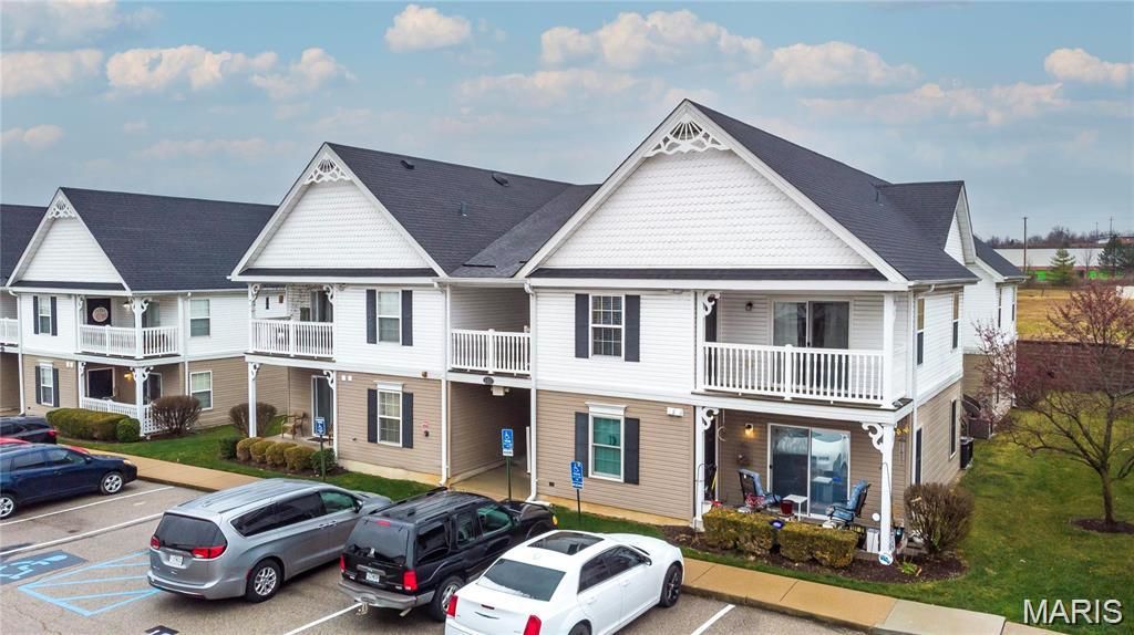 151 Brandy Mill Circle F, High Ridge, MO 63049