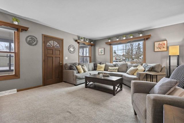 1846 SHERIDAN STREET, Oshkosh, WI 54901