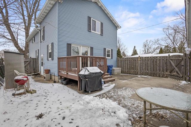 1846 SHERIDAN STREET, Oshkosh, WI 54901