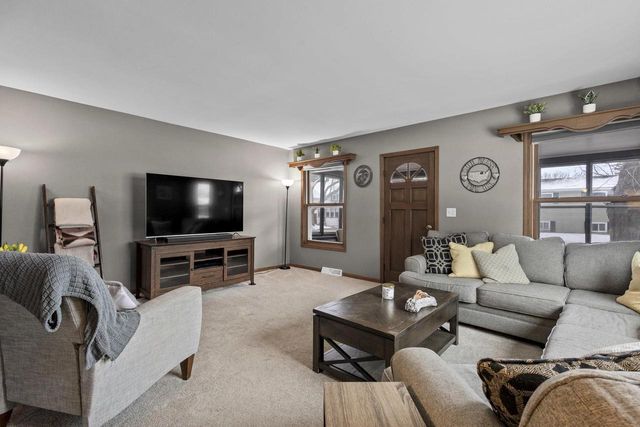 1846 SHERIDAN STREET, Oshkosh, WI 54901