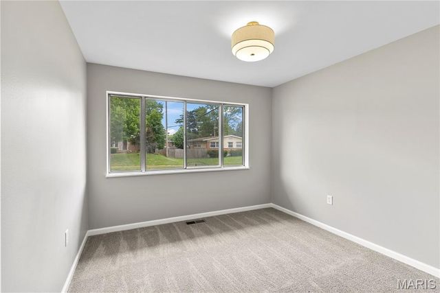 1625 Jodphur Drive, Florissant, MO 63033