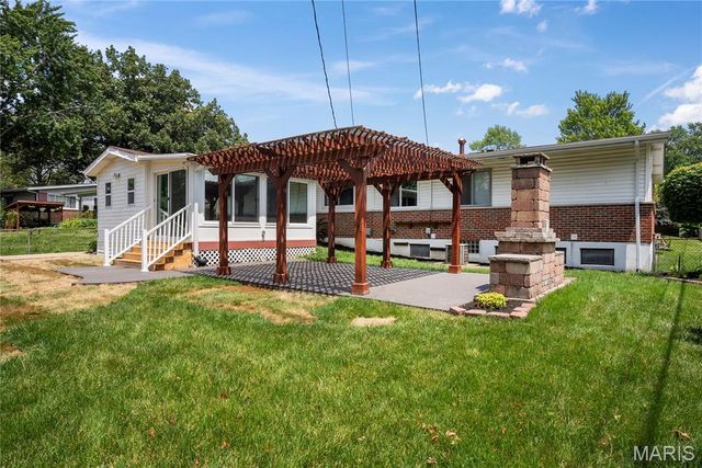 1625 Jodphur Drive, Florissant, MO 63033