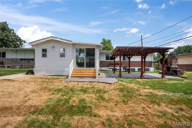 1625 Jodphur Drive, Florissant, MO 63033