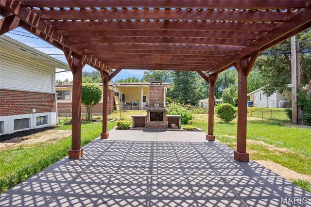 1625 Jodphur Drive, Florissant, MO 63033