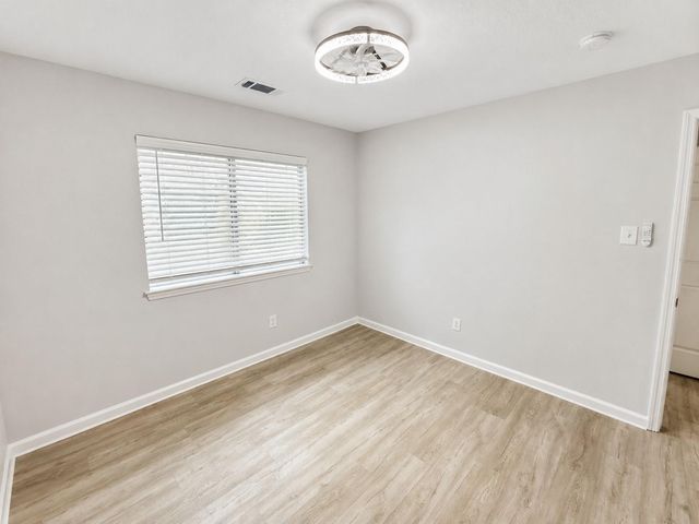 22 Cypress Bayou Court, The Woodlands, TX 77382