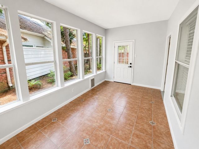 22 Cypress Bayou Court, The Woodlands, TX 77382