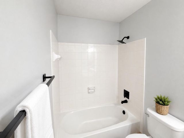 22 Cypress Bayou Court, The Woodlands, TX 77382