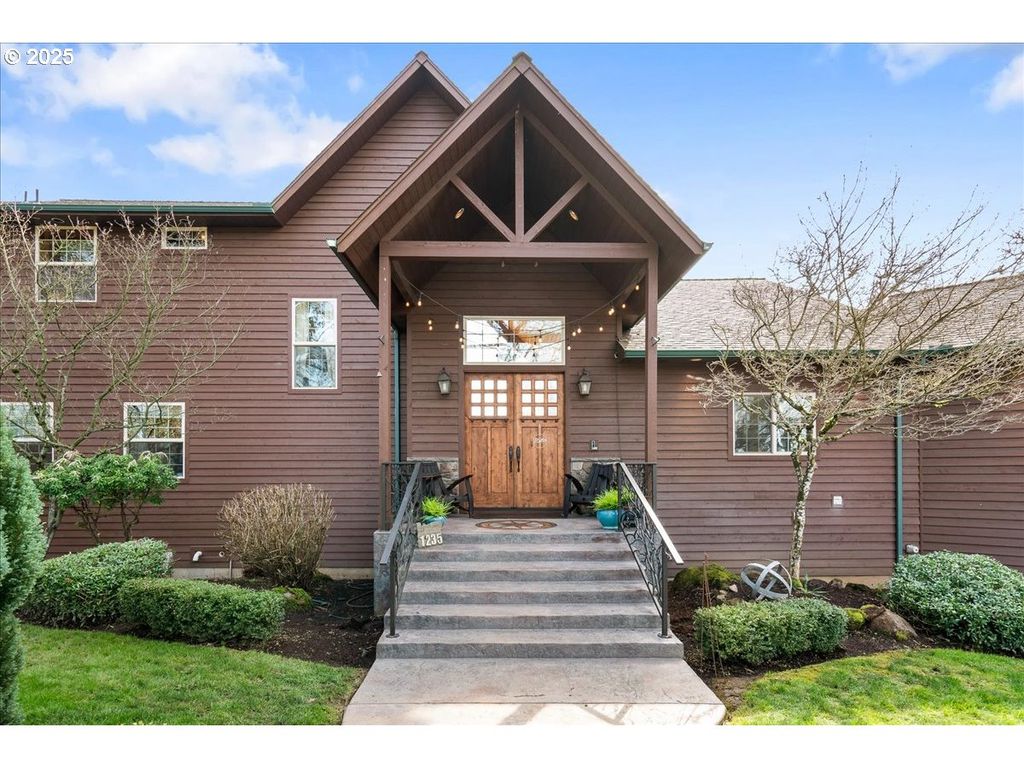 1235 ANKENY HEIGHTS Ln, Salem, OR 97306