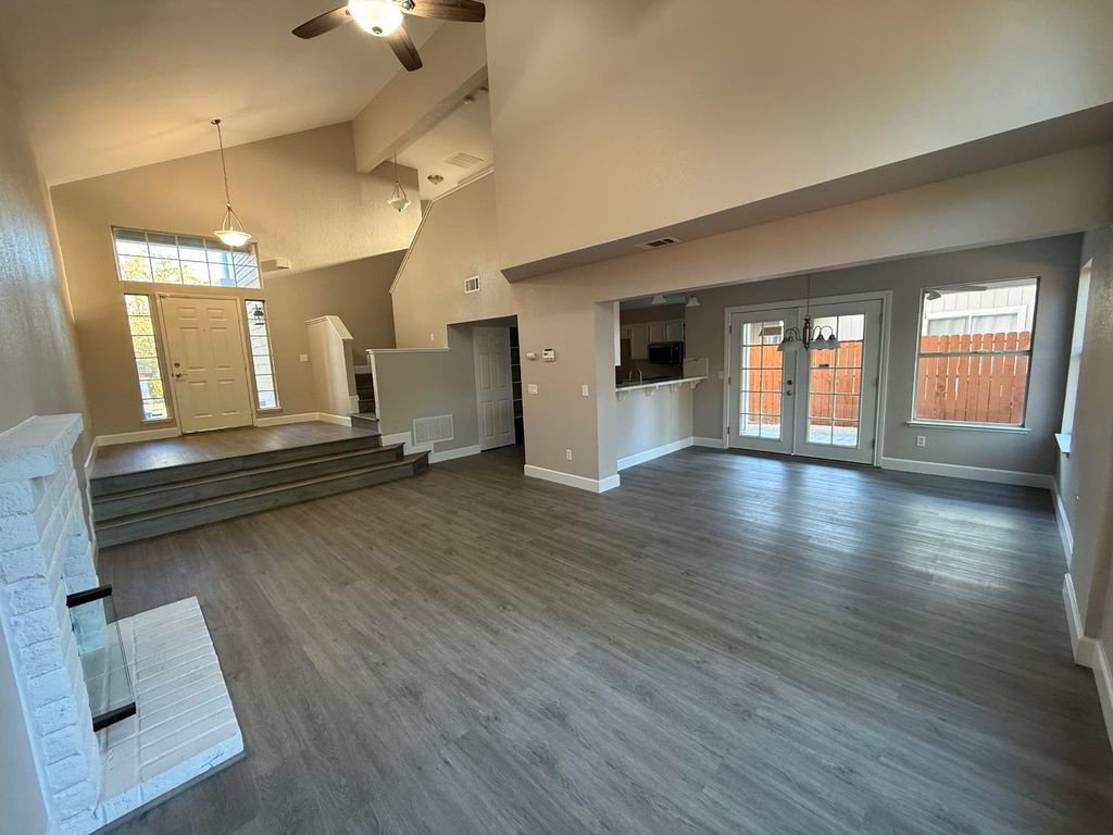 6606 Acropolis, Elk Grove, CA 95758