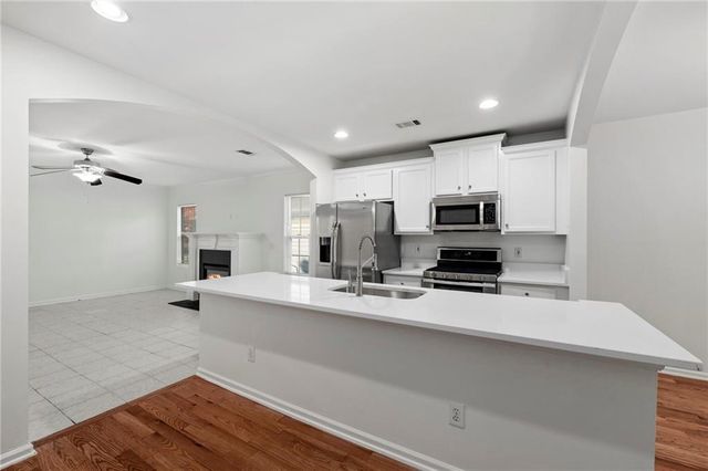 2581 Church NW Street, Atlanta, GA 30318