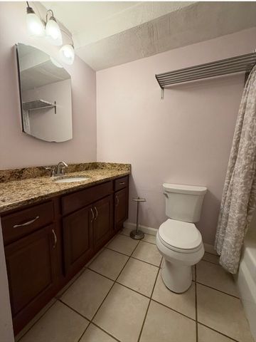 51 Will Dr 130, Canton, MA 02021