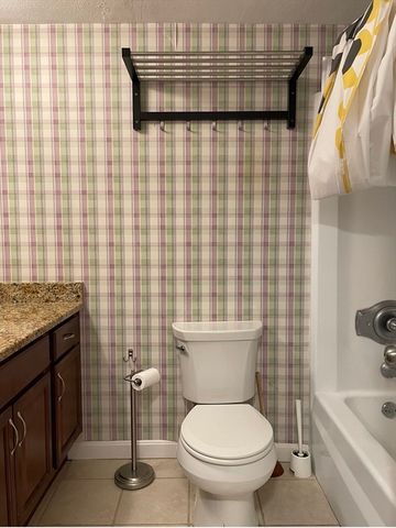 51 Will Dr 130, Canton, MA 02021