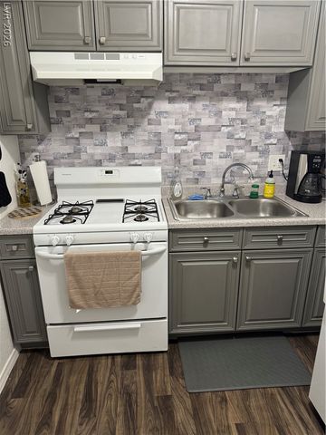 3982 Voxna Street, Las Vegas, NV 89119