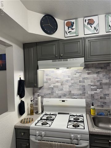 3982 Voxna Street, Las Vegas, NV 89119