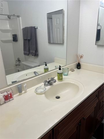 3982 Voxna Street, Las Vegas, NV 89119